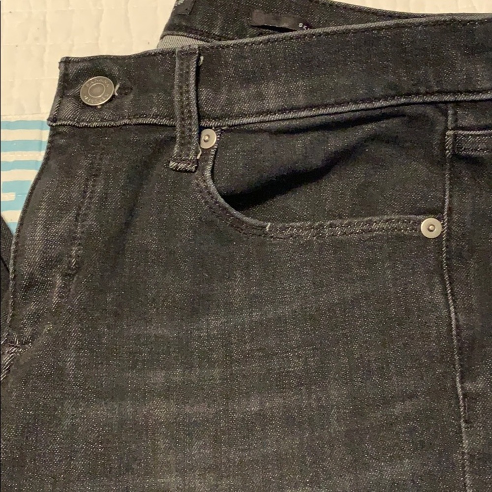 Like New Banana Republic Dark Grey Skinny Jeans - Picture 4 of 4